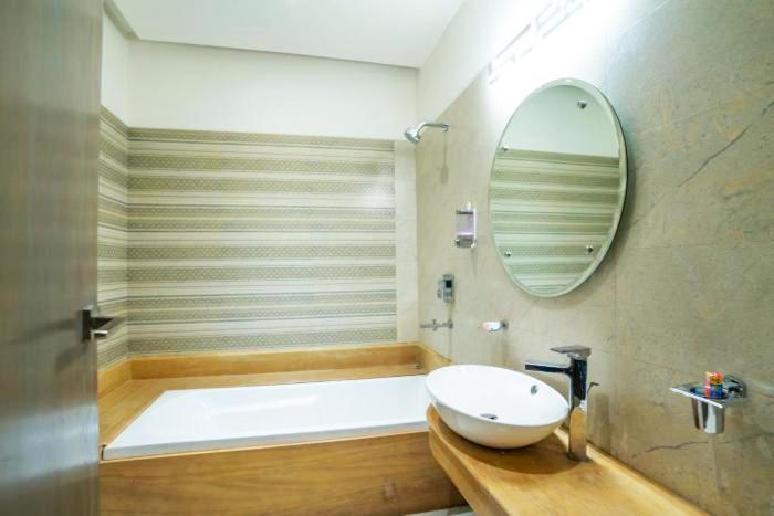 Treehouse Narmade A Riverfront Resort & Spa Narmadapuram Hoshangabad Esterno foto