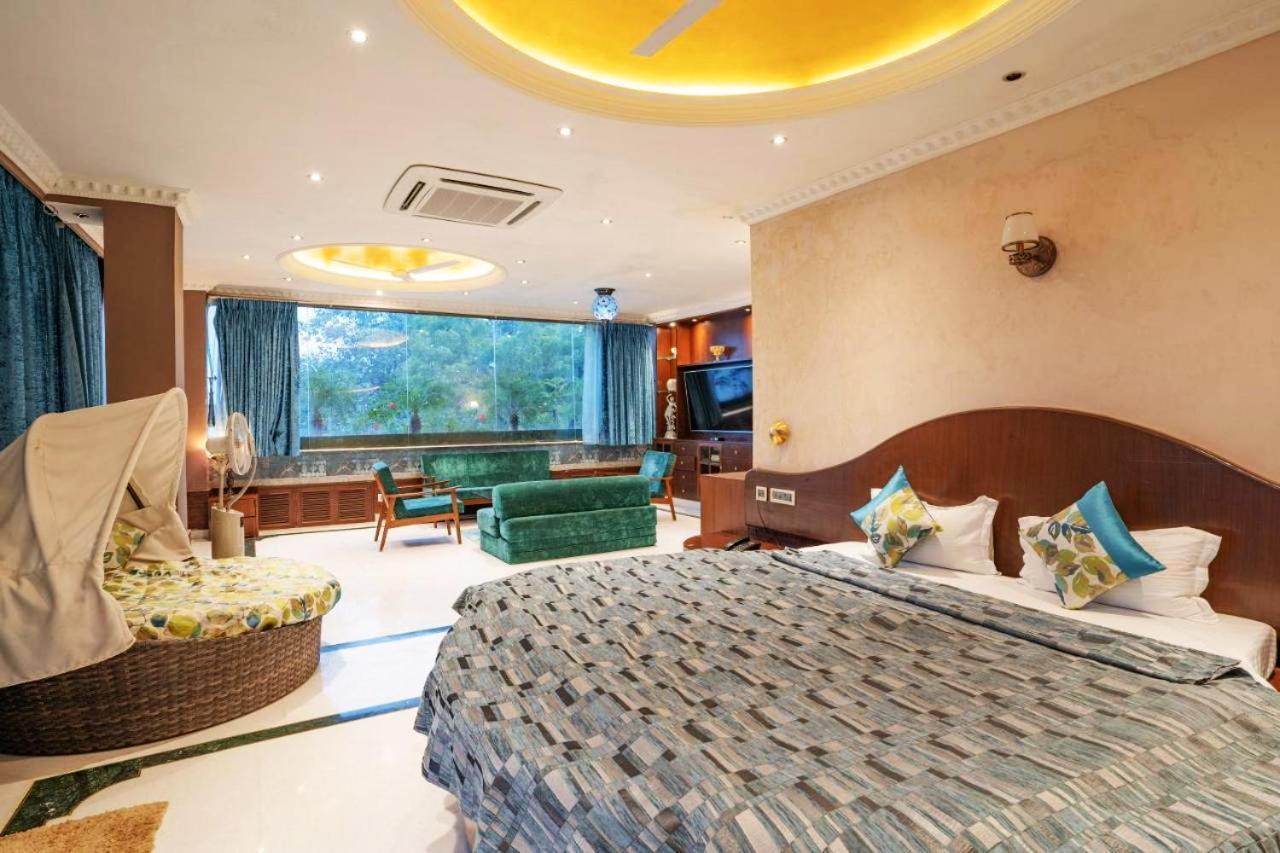 Treehouse Narmade A Riverfront Resort & Spa Narmadapuram Hoshangabad Esterno foto