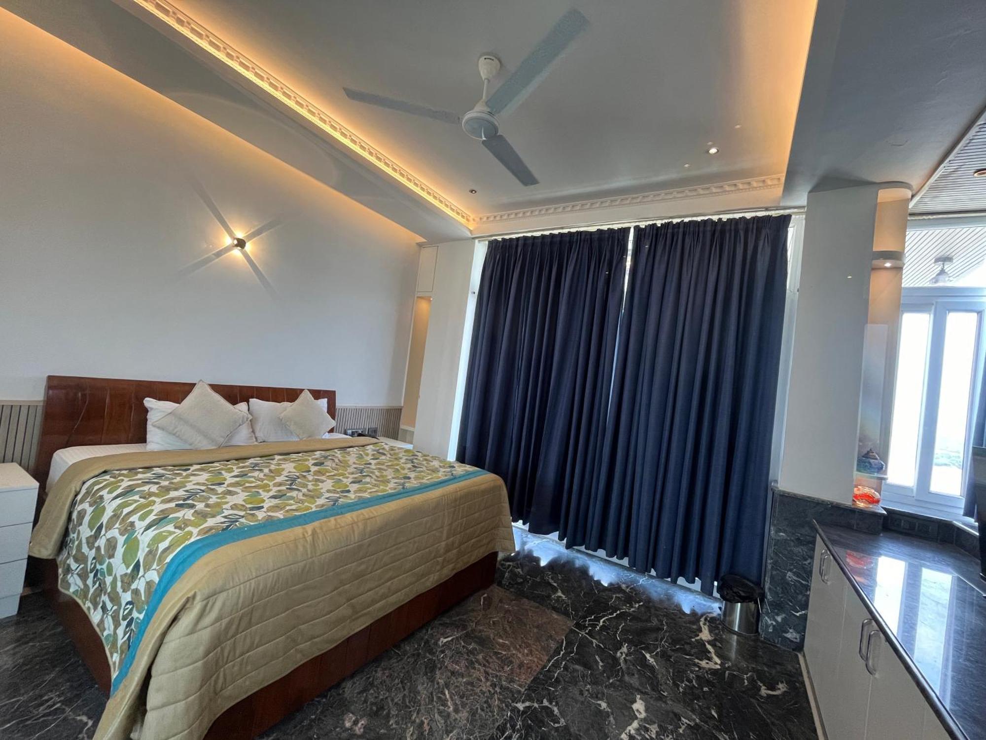 Treehouse Narmade A Riverfront Resort & Spa Narmadapuram Hoshangabad Esterno foto