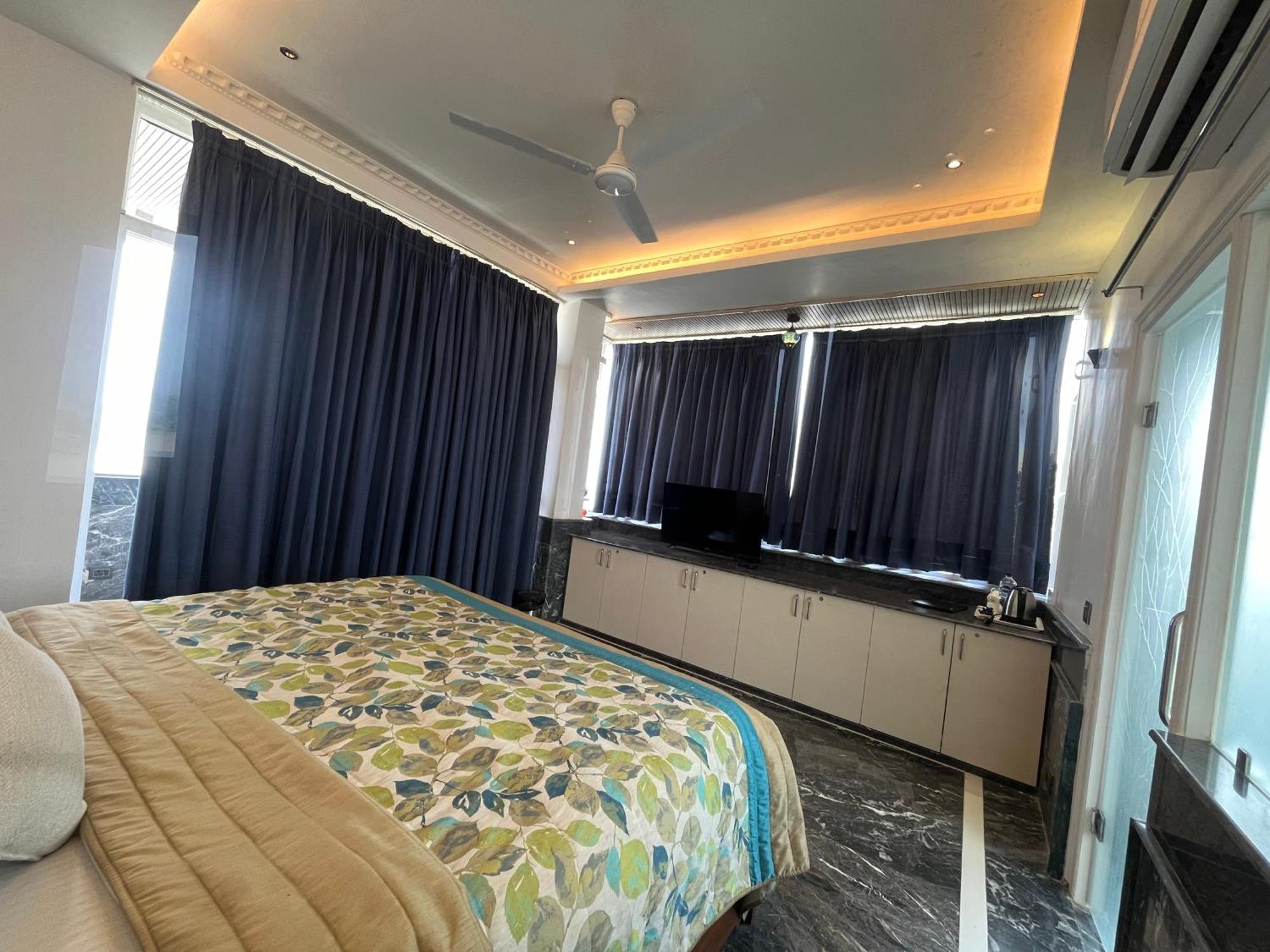 Treehouse Narmade A Riverfront Resort & Spa Narmadapuram Hoshangabad Esterno foto
